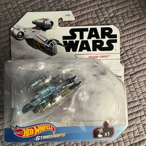 Hot Wheels Star Wars Razor Crest NEW